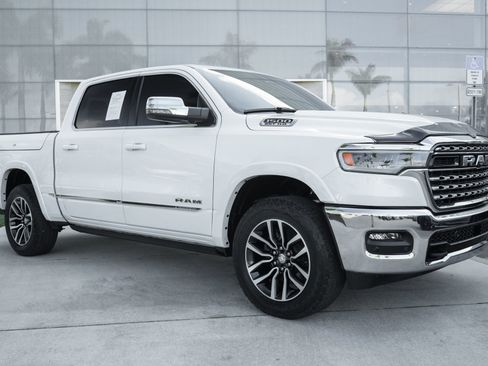 Used 2025 RAM 1500 Limited image 4