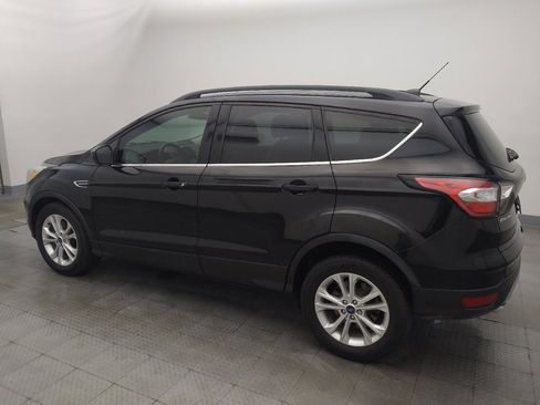 Used 2017 Ford Escape SE w/ SE Leather Comfort Package FWD image 3