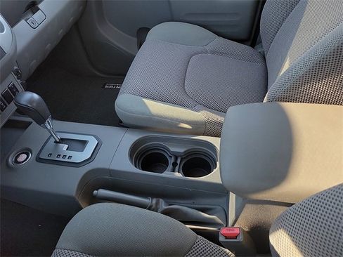 Used 2021 Nissan Frontier SV w/ Midnight Edition Floor Mats image 20