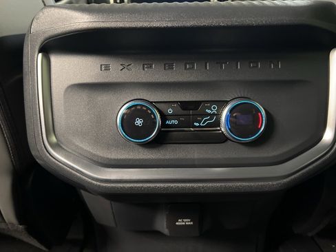 New 2026 Ford Expedition Active image 32
