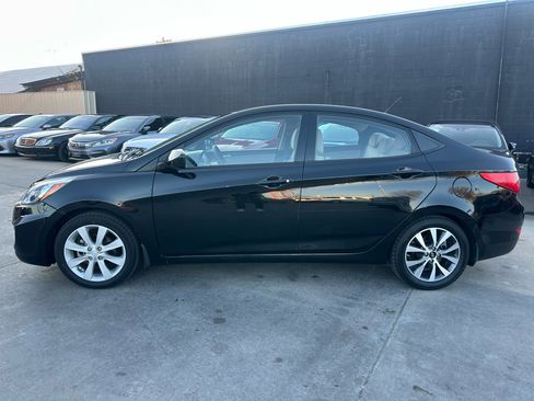 Used 2017 Hyundai Accent Value Edition image 4