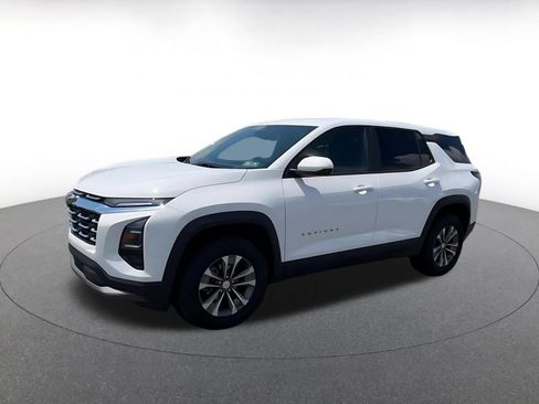 Used 2025 Chevrolet Equinox LT FWD image 6