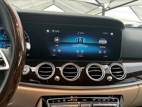Certified 2022 Mercedes-Benz E 350 Sedan image 36