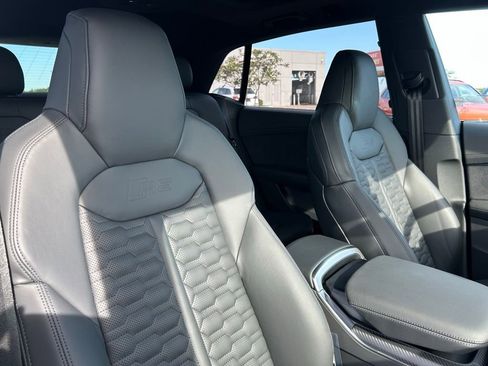 New 2025 Audi RS Q8 performance image 48