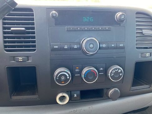 Used 2010 Chevrolet Silverado 1500 W/T RWD image 8