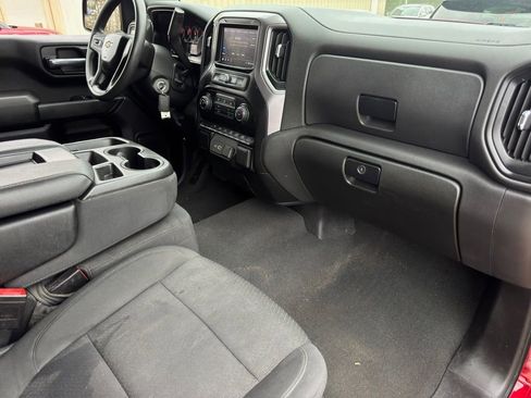 Used 2021 Chevrolet Silverado 1500 Custom image 15