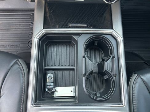 Used 2022 Ford F350 Platinum w/ FX4 Off-Road Package image 14