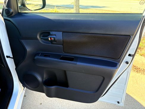 Used 2008 Scion xB image 26