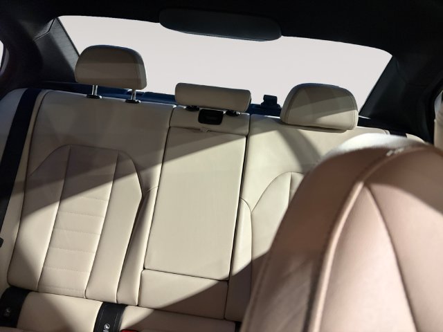 Used 2022 BMW M340i xDrive w/ Premium Package AWD/4WD image 13