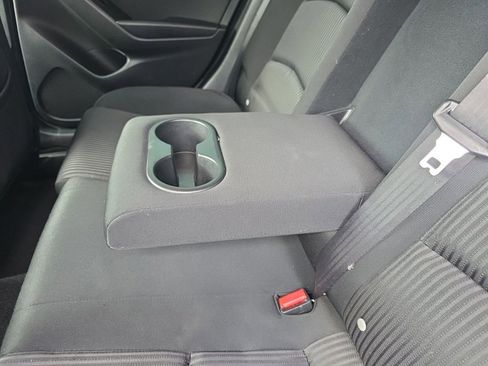 Used 2014 MAZDA MAZDA3 i Touring image 16