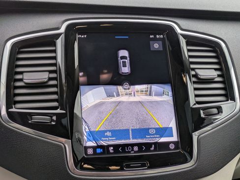 Used 2023 Volvo XC90 T8 Plus w/ Protection Package Premier image 21