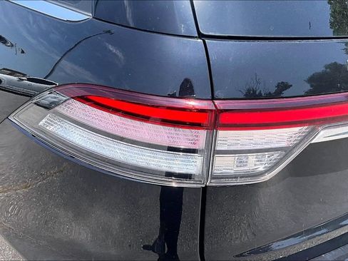 Used 2021 Lincoln Aviator Reserve w/ Equipment Group 208A AWD/4WD image 39