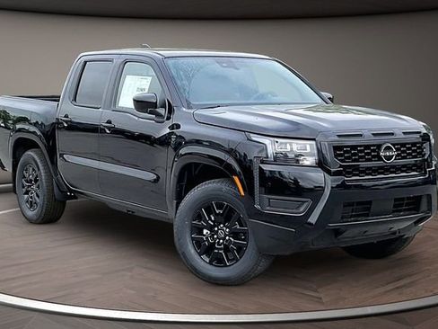 New 2026 Nissan Frontier SV RWD image 2