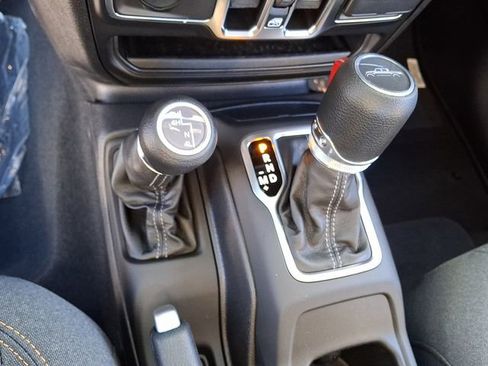 New 2026 Jeep Gladiator Sport image 11