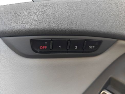 Used 2015 Audi A4 2.0T Premium Plus w/ Technology Package image 11