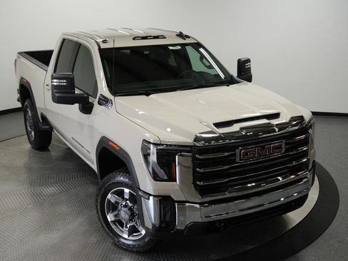 New 2026 GMC Sierra 2500 SLE w/ SLE Value Package; AWD/4WD image 33