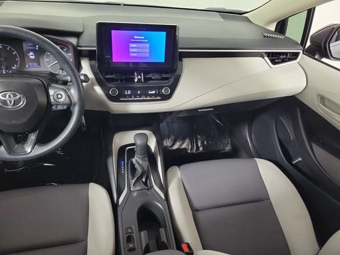 Used 2024 Toyota Corolla LE FWD image 17