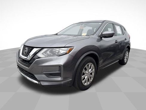 Used 2018 Nissan Rogue S image 1