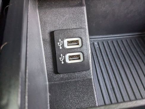 Used 2018 Ford F150 XLT image 22