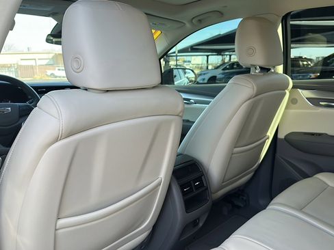 Used 2019 Cadillac XT5 Luxury image 17