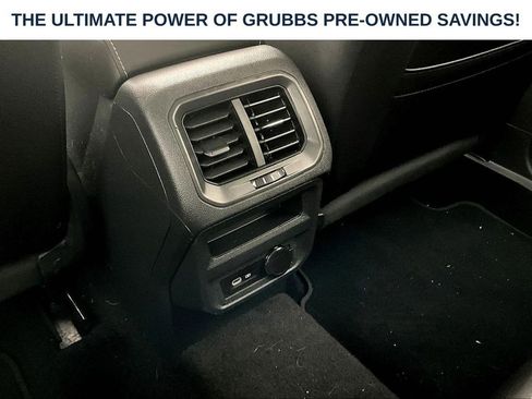 Used 2023 Volkswagen Tiguan SE w/ Panoramic Sunroof Package FWD image 31