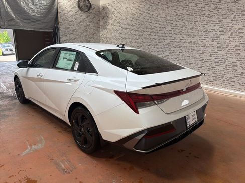 New 2026 Hyundai Elantra SEL Sport image 5