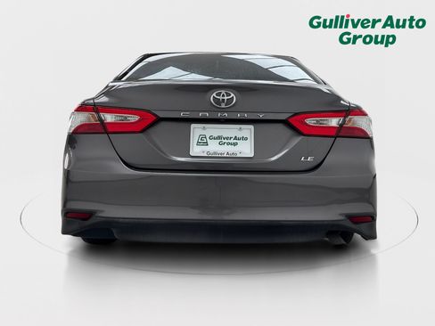 Used 2018 Toyota Camry LE FWD image 7