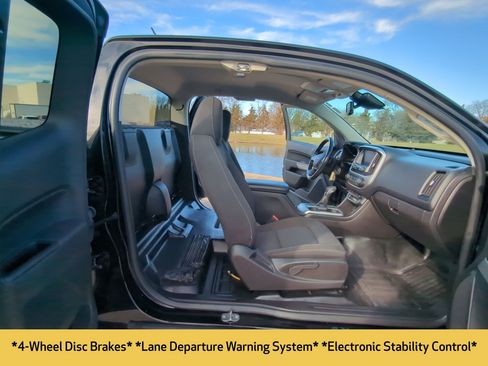 Used 2022 Chevrolet Colorado LT w/ Fleet Safety Package image 14