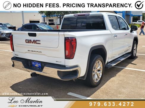 Used 2021 GMC Sierra 1500 SLT RWD image 3