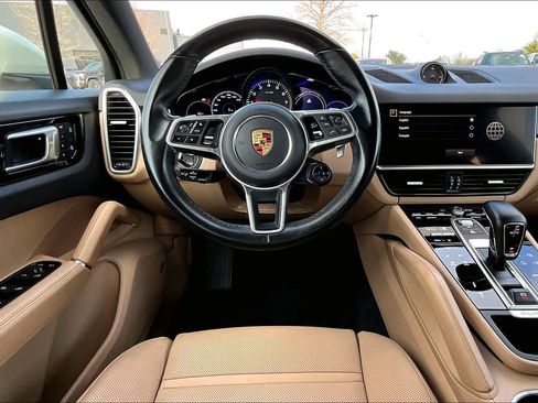 Used 2022 Porsche Cayenne E-Hybrid AWD/4WD image 17