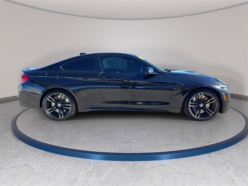 Used 2020 BMW M4 Coupe w/ Competition Package image 5