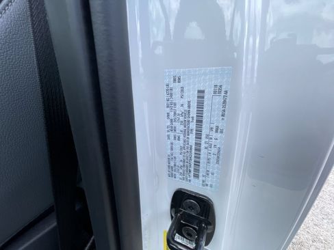 Used 2025 Ford F150 XL RWD image 30