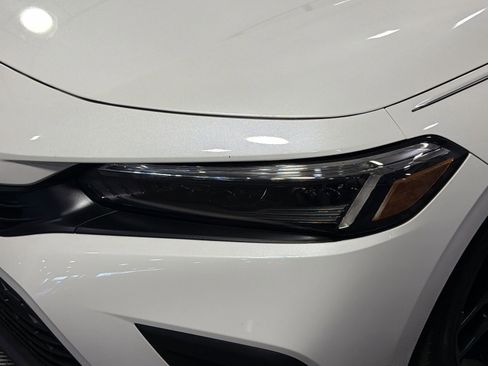 Used 2024 Honda Civic Sport image 12