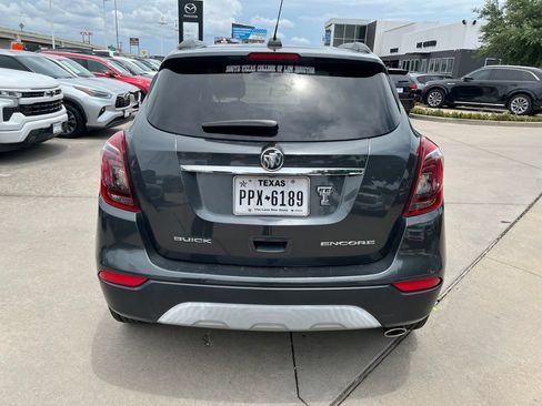 Used 2017 Buick Encore Essence FWD image 6