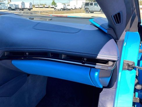 Used 2023 Chevrolet Corvette Stingray Premium Conv w/ Stealth Interior Trim Package image 18