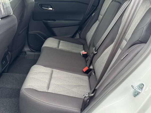New 2026 Nissan Rogue SV w/ Cold Weather Package AWD/4WD image 19