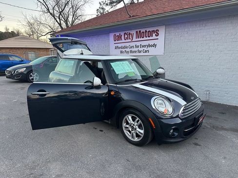 Used 2013 MINI Cooper Hardtop image 8