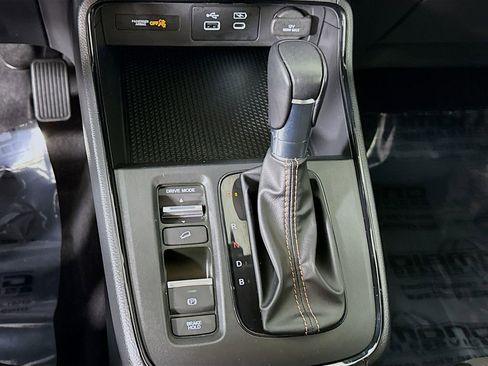 Used 2025 Honda CR-V Sport image 8