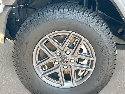 Used 2024 Jeep Wrangler Unlimited Sport AWD/4WD image 38