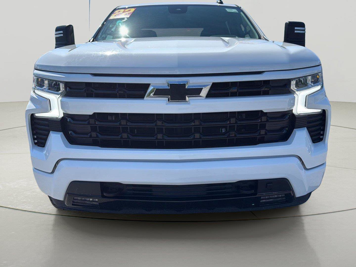 Used 2022 Chevrolet Silverado 1500 RST w/ Max Trailering Package AWD/4WD image 2