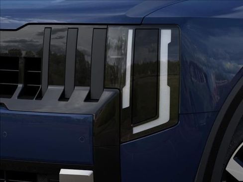 New 2027 Kia Telluride S image 10