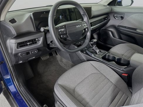 Certified 2025 Kia K4 EX image 18