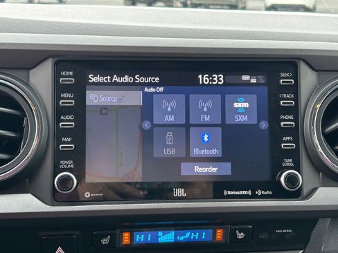 Certified 2023 Toyota Tacoma TRD Off-Road w/ TRD Premium Off Road Package image 19