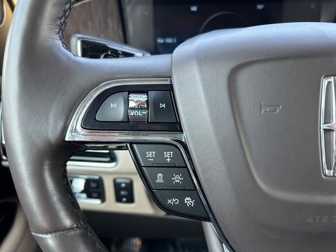 Used 2023 Lincoln Navigator Reserve image 17