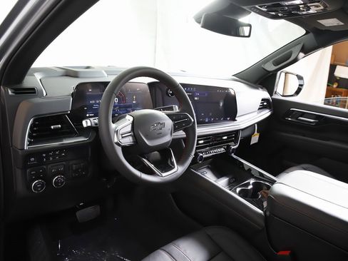 New 2026 Chevrolet Suburban RST w/ RST Capability Package image 15