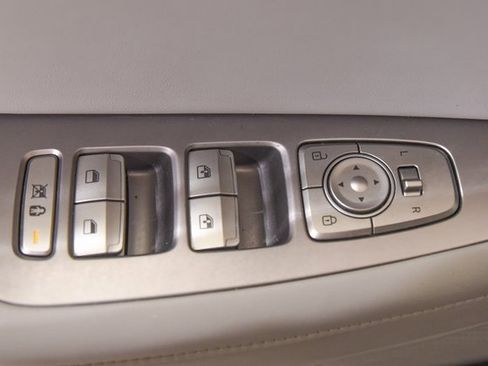 Used 2022 Hyundai Palisade SEL w/ Premium Package image 13