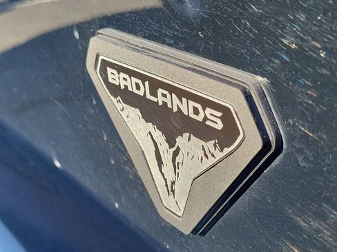 Used 2024 Ford Bronco Sport Badlands image 6