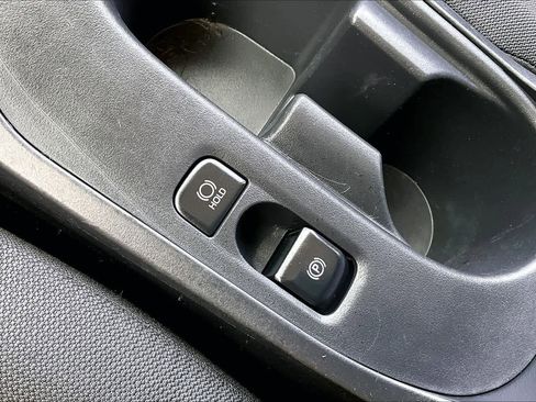 Used 2024 Toyota Corolla LE image 33