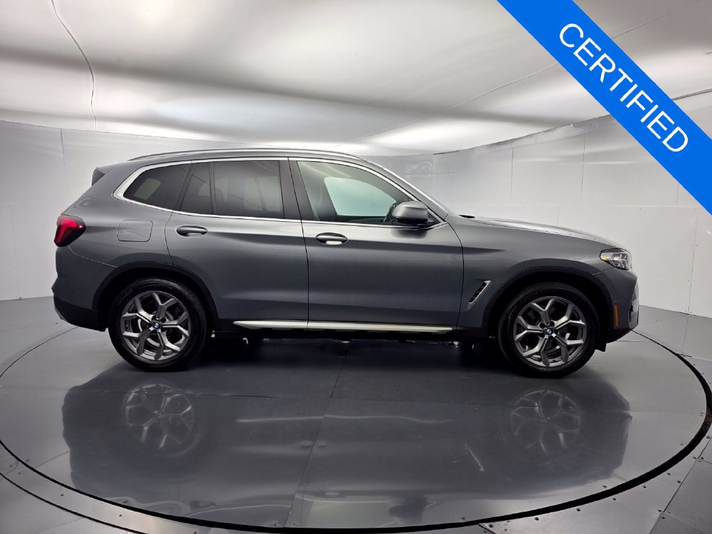 Certified 2024 BMW X3 sDrive30i w/ Premium Package RWD image 3