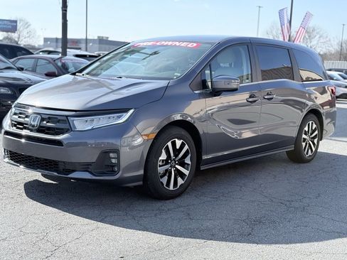 Used 2025 Honda Odyssey EX-L image 3